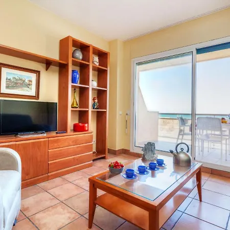 Port Fiii By Interhome Pals